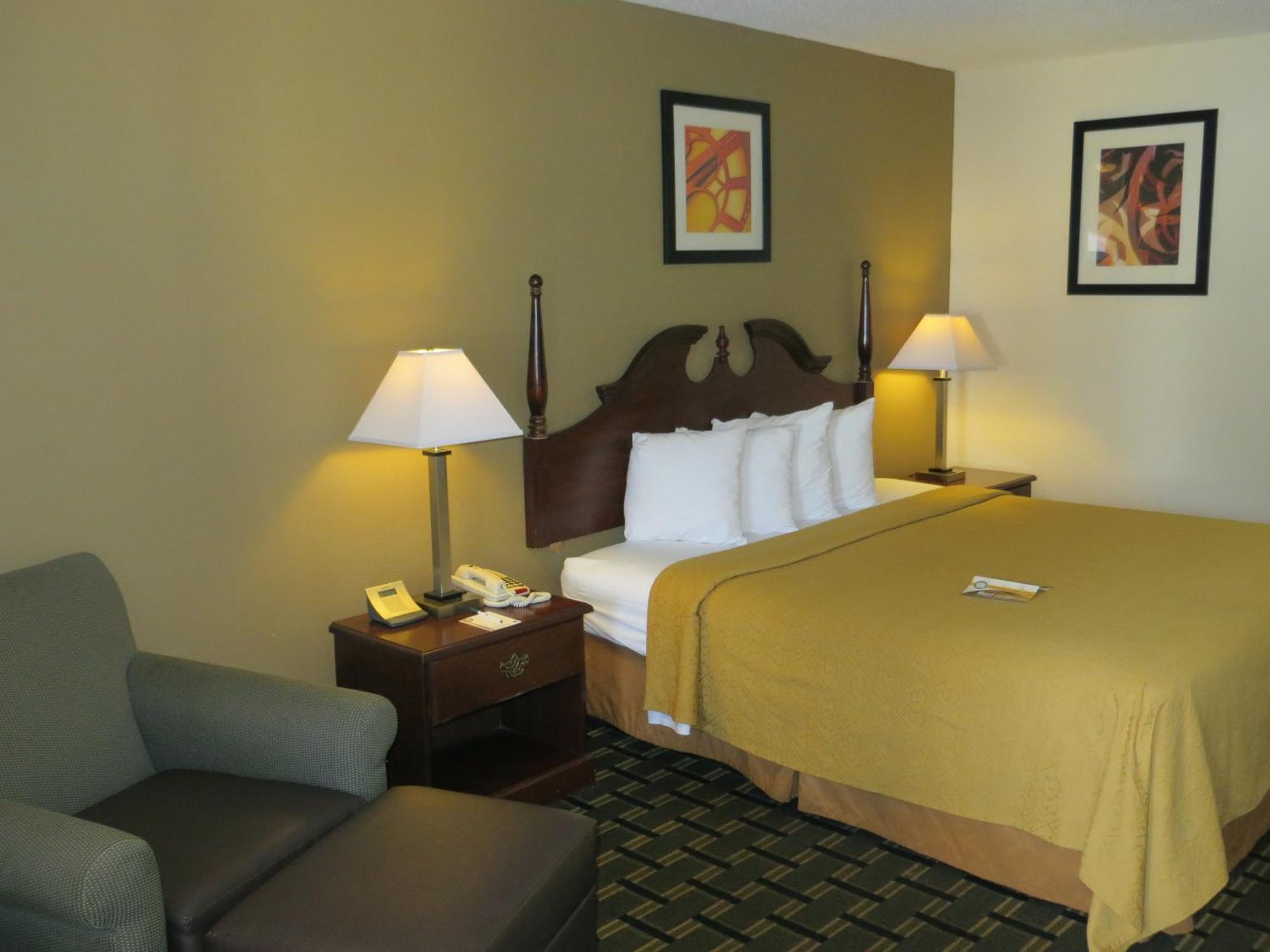 Quality Inn & Suites Morrow Atlanta South Номер фото