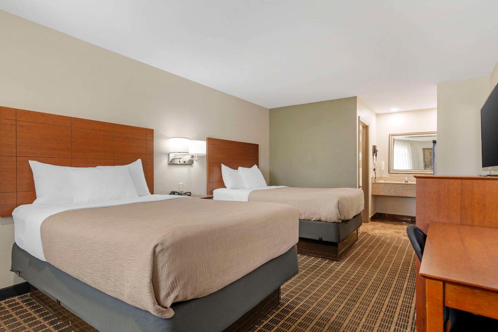 Quality Inn & Suites Morrow Atlanta South Экстерьер фото