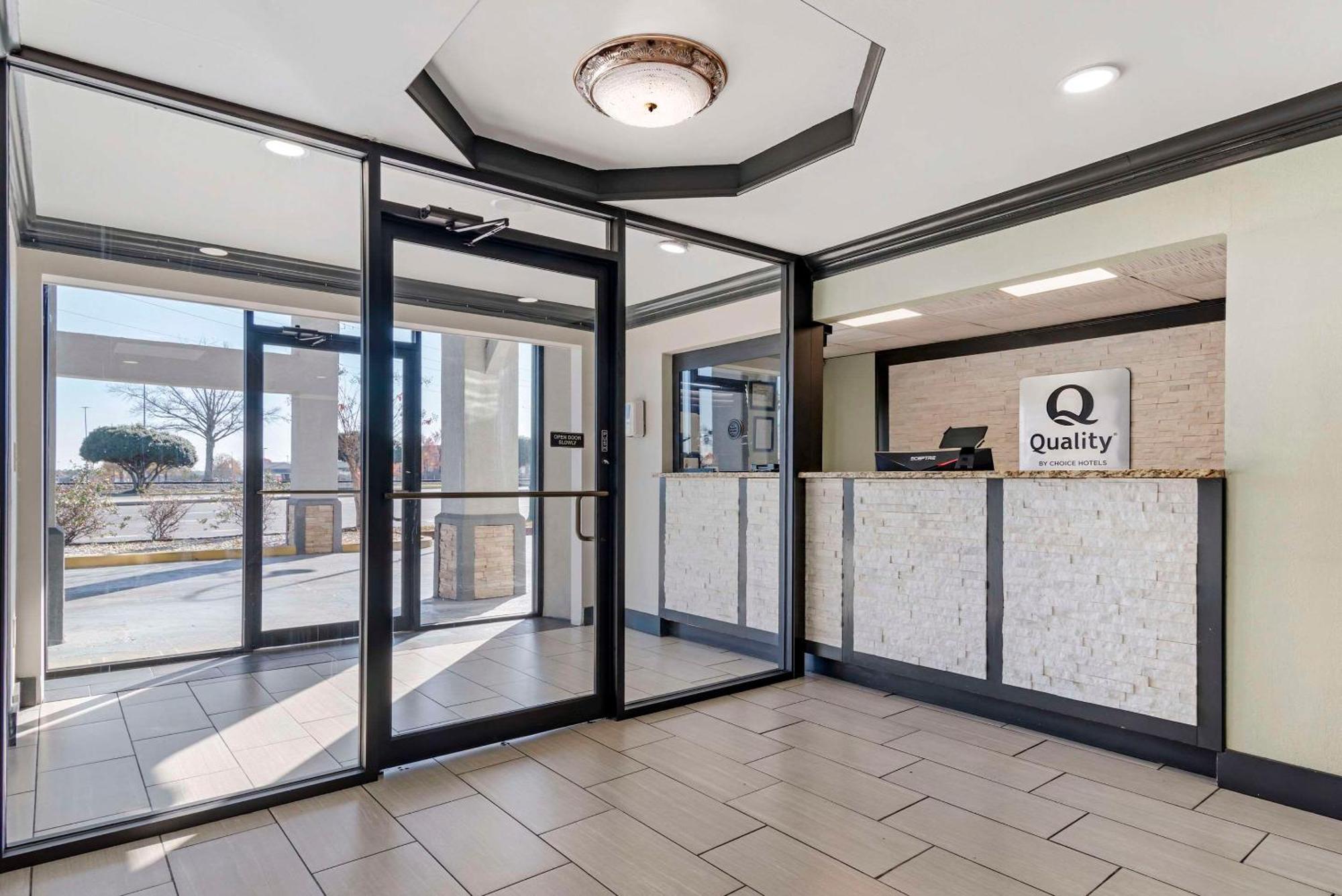 Quality Inn & Suites Morrow Atlanta South Экстерьер фото