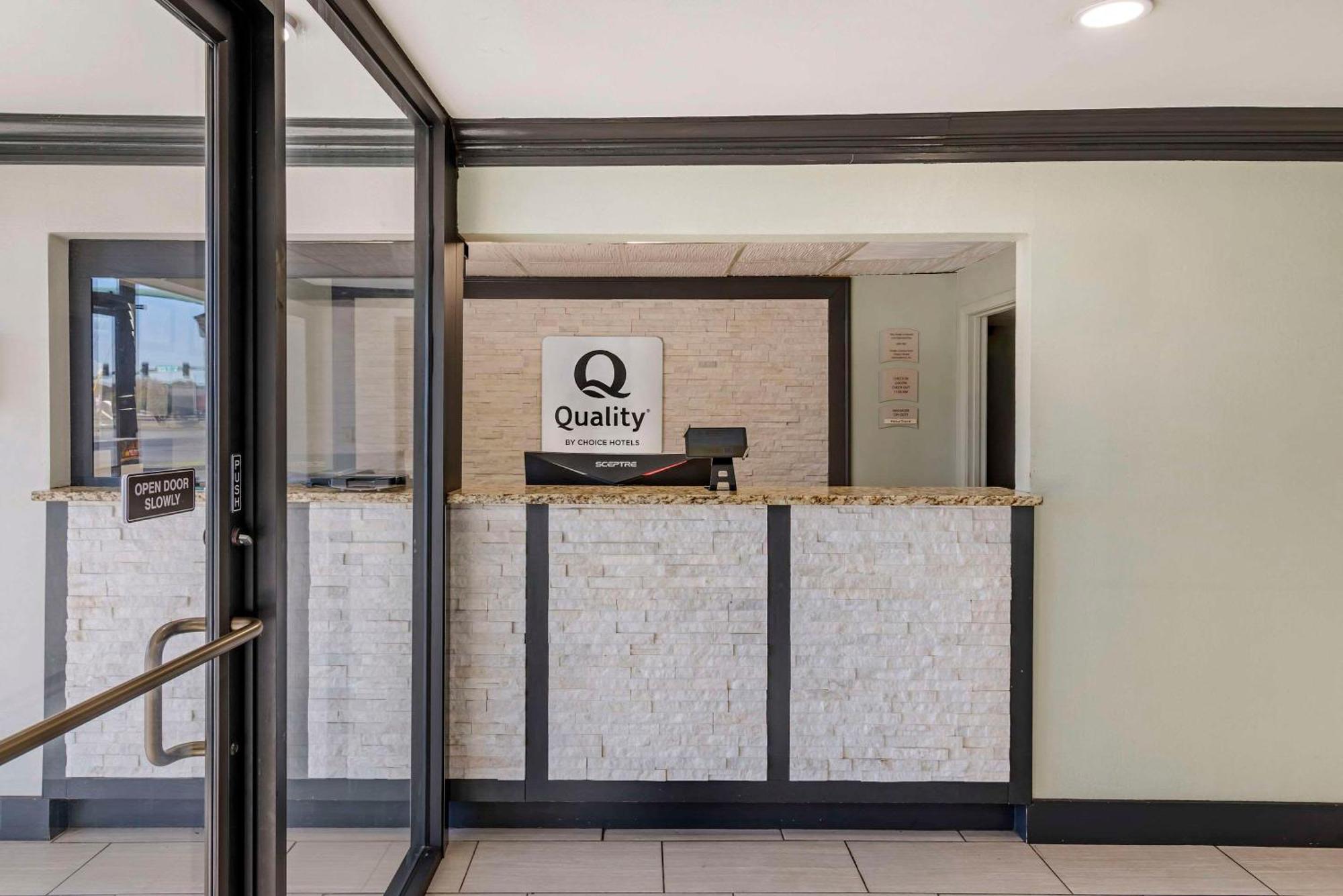 Quality Inn & Suites Morrow Atlanta South Экстерьер фото