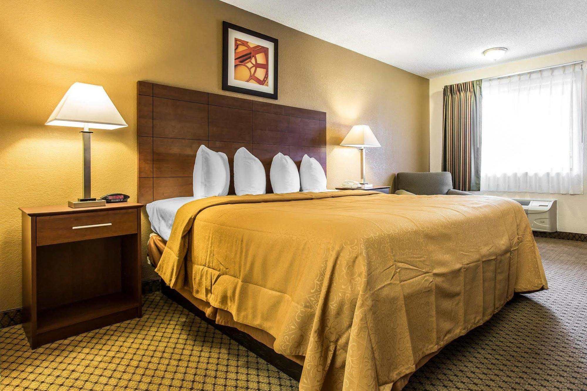 Quality Inn & Suites Morrow Atlanta South Экстерьер фото