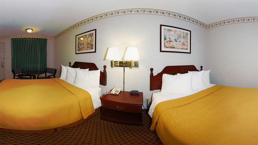 Quality Inn & Suites Morrow Atlanta South Экстерьер фото